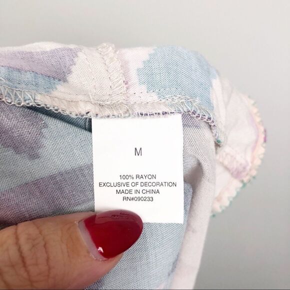 KENDALL & KYLIE | Tribal Shorts Pink Purple Medium - Picture 5 of 5